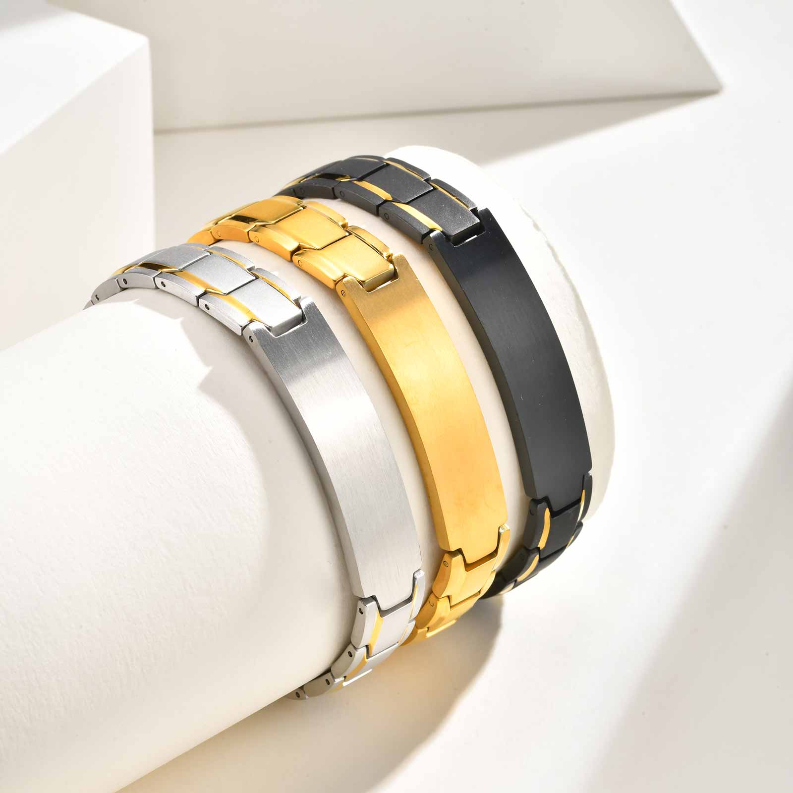 Jewelry Watches Men - Personalisiertes Armband mit Namenstext und Gravur