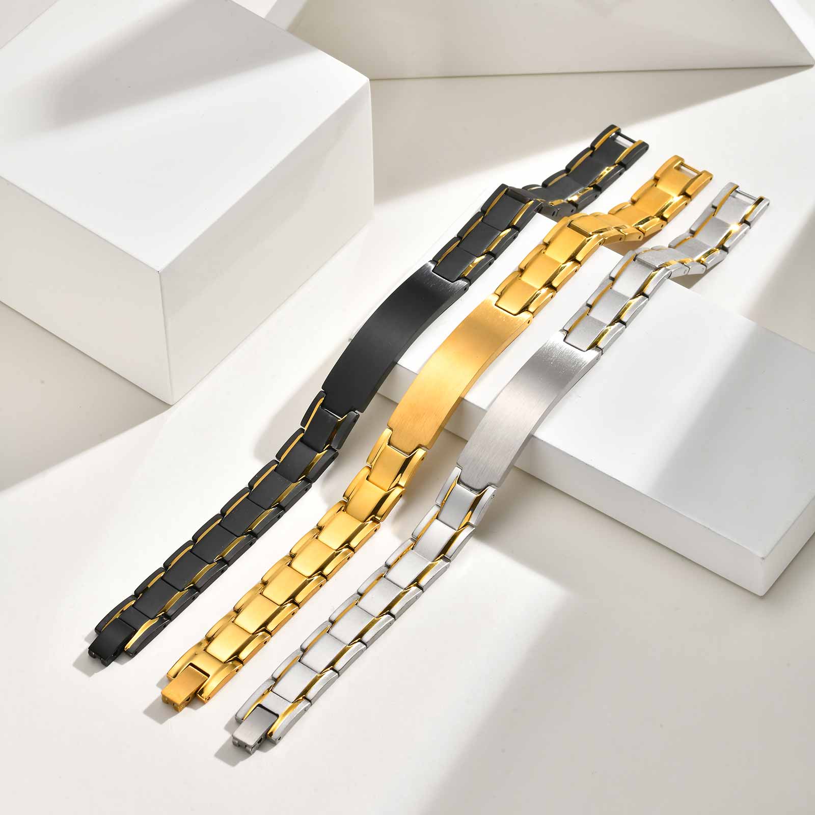 Personalisiertes Armband mit N – Jewelry Watches Men Bewertung und Preis