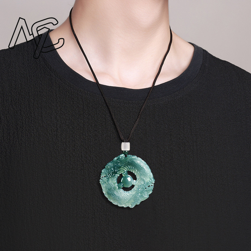 Natürlicher echter Smaragd, bl – Necklace Pendant Bewertung und Preis