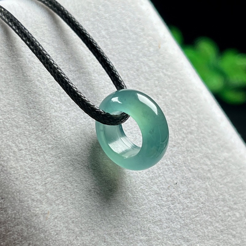 Natürlicher Smaragd Blauwasser – Necklace Pendant Bewertung und Preis