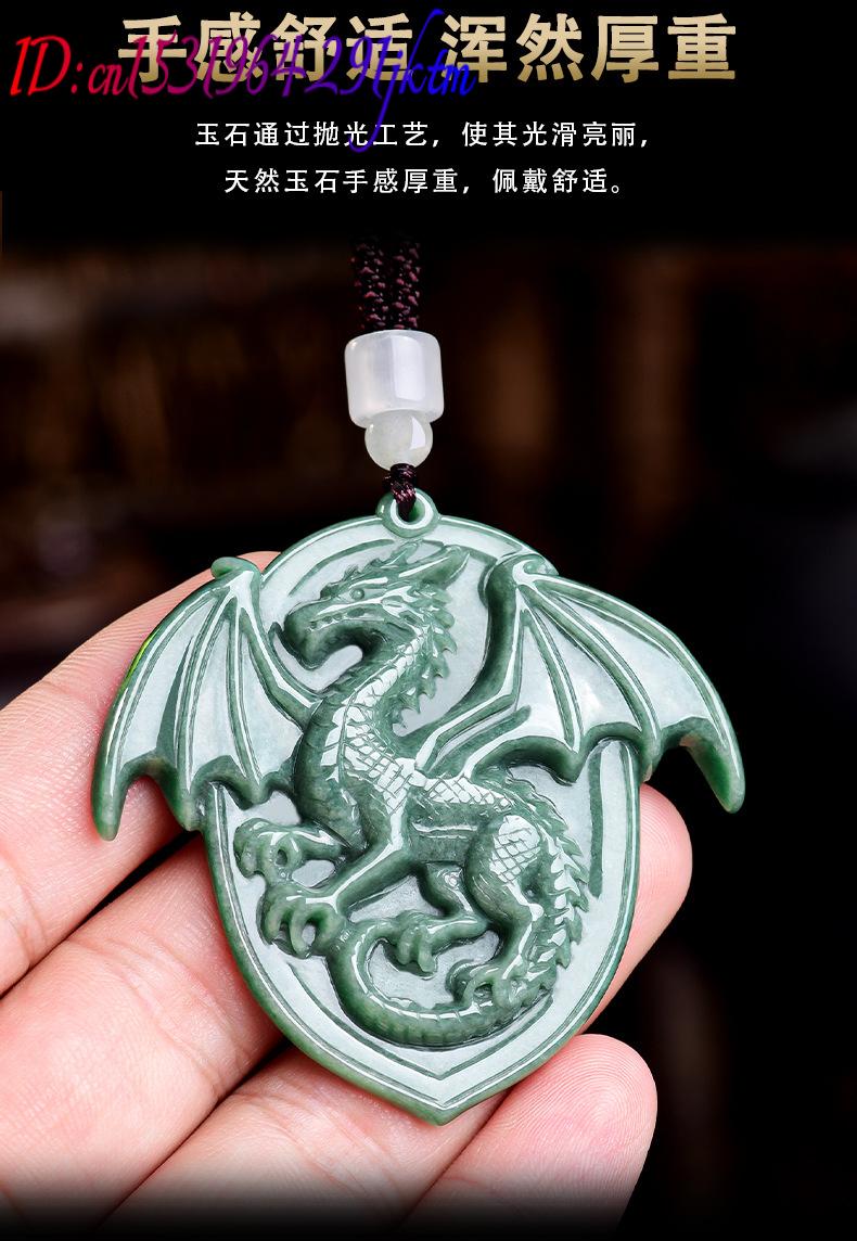 Natürliche burmesische Jadeit- – Necklace Pendant Bewertung und Preis