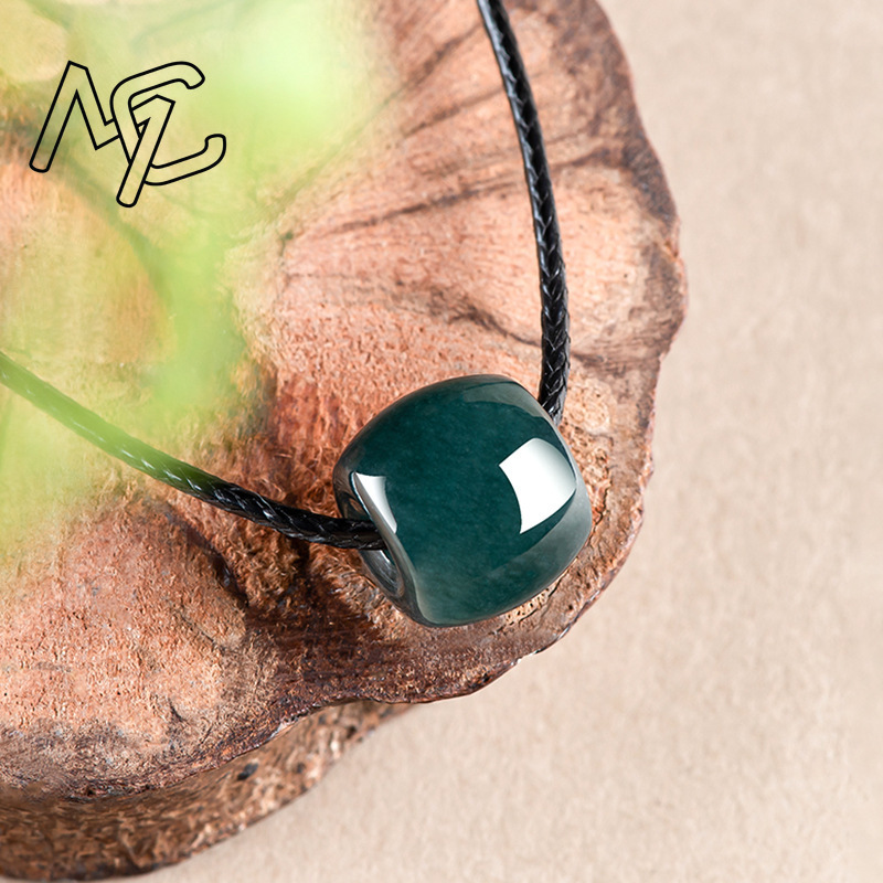 Natürlicher Myanmar Smaragd Ti – Necklace Pendant Bewertung und Preis